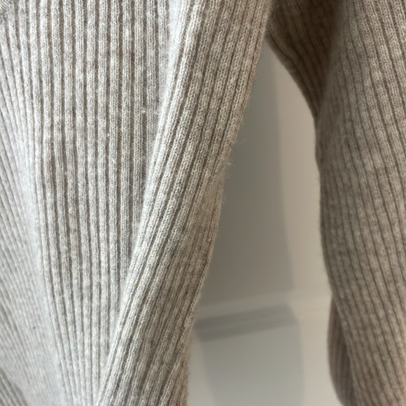 Reformation Hart Cashmere Sweater - Picture 7 of 7